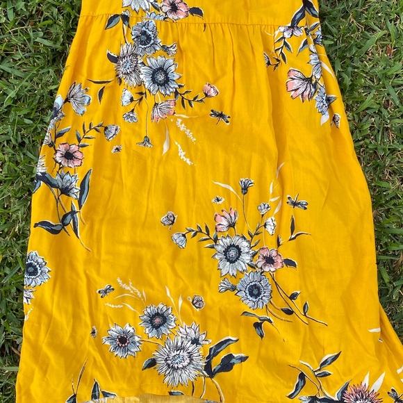 Gold Old Navy Summer Dress - Picture 4 of 4